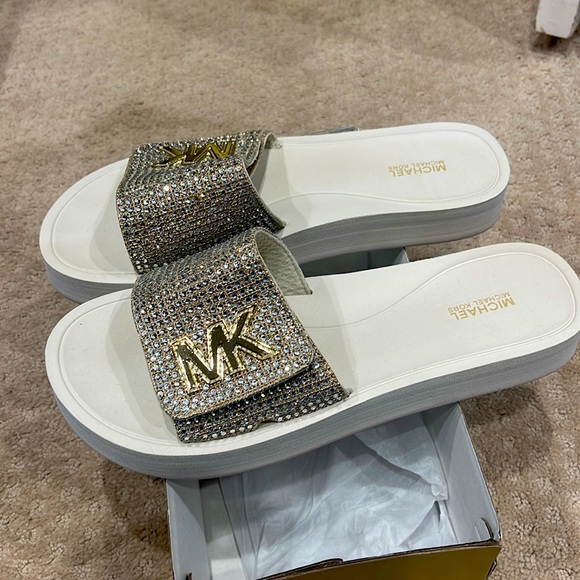 Michael Kors Rhinestone sandals-size10M never worn - Picture 2 of 4
